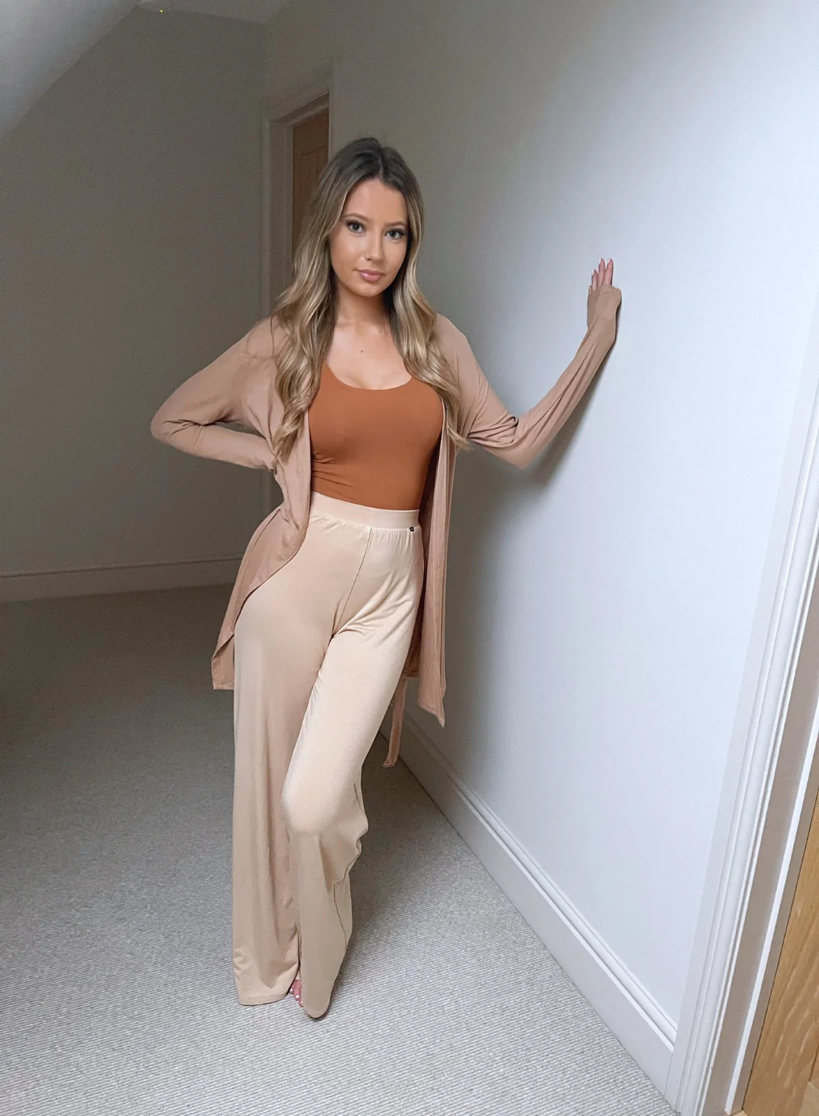 Desi (Wide Leg Pants) - Image 3